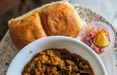 Best bhaji pav in Calgary, AB